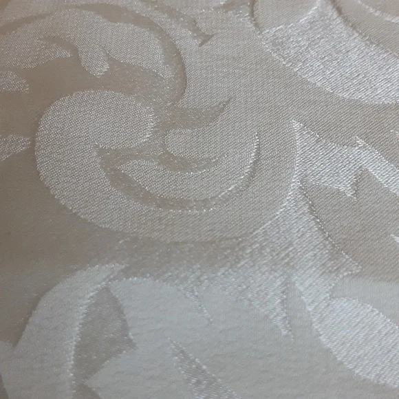 Cream Silk Scarf Designer Bill Peaks NYC - Picture 5 of 5